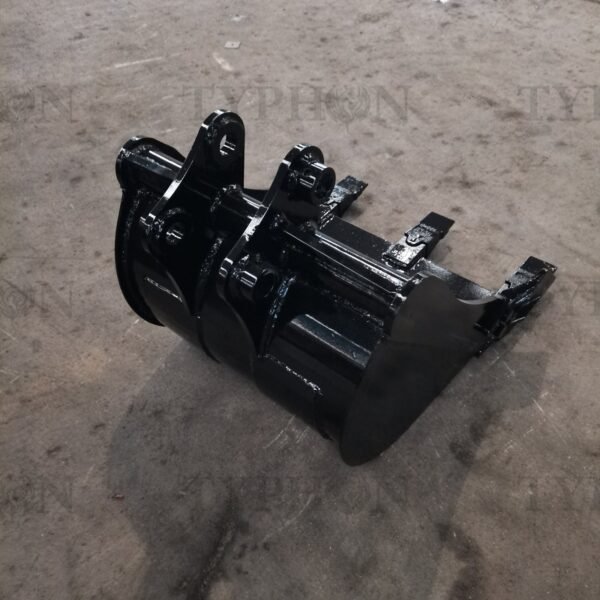 2-3.5-Ton-Mini-Excavator-Attachment-550mm4-scaled-1.jpg