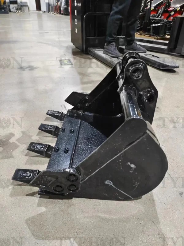 2-3.5-Ton-Mini-Excavator-Attachment-600mm3.webp