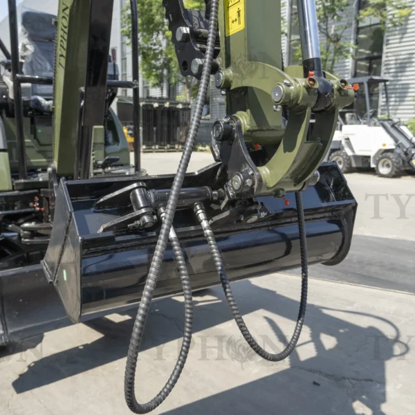 800mm-Tilting-Bucket-Attachment-For-2-3-ton-Mini-Excavator-Hyd-Digging-Bucket6.webp