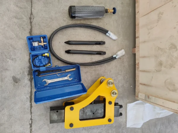 Hydraulic-Break-Hammer-Attachment-for-Mini-Digger-USA57-scaled-1.webp