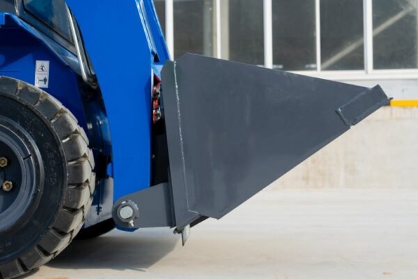 Mini-Skid-Steer-Kubota-D1105-Diesel-10.jpg