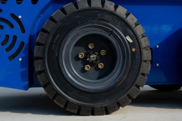 Mini-Skid-Steer-Kubota-D1105-Diesel-7.jpg