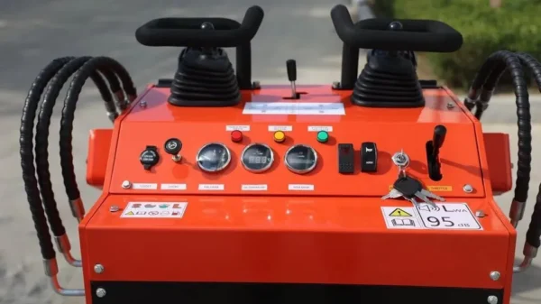 Mini-SkidSteer-Loader-Track-Wheel-Honda-EPA-Gas-22.1-HP3.webp