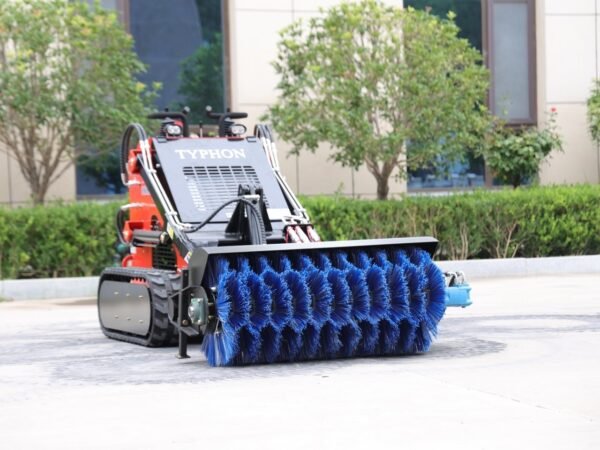 Skid-Steer-Loader-Sweeper-Attachment-USA3.jpg
