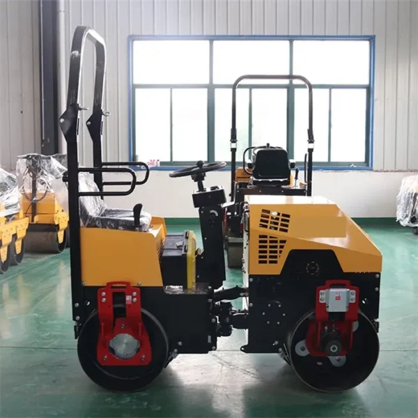 TYPHON-FURY-1-Ton-Vibratory-Compactor-Asphalt-Roller-USA6.webp TYPHON-FURY-1-Ton-Vibratory-Compactor-Asphalt-Roller-USA6.webp