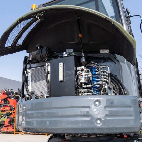 TYPHON-KUVUO-4.0-four-ton-cabin-mini-excavator20-scaled-1.jpg