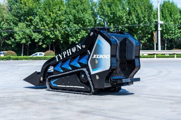 TYPHON-STOMP-X13009.jpg TYPHON-STOMP-X13009.jpg