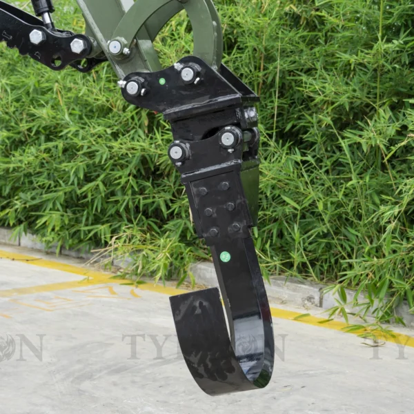 Tree-Digging-Blade-Attachment4.webp